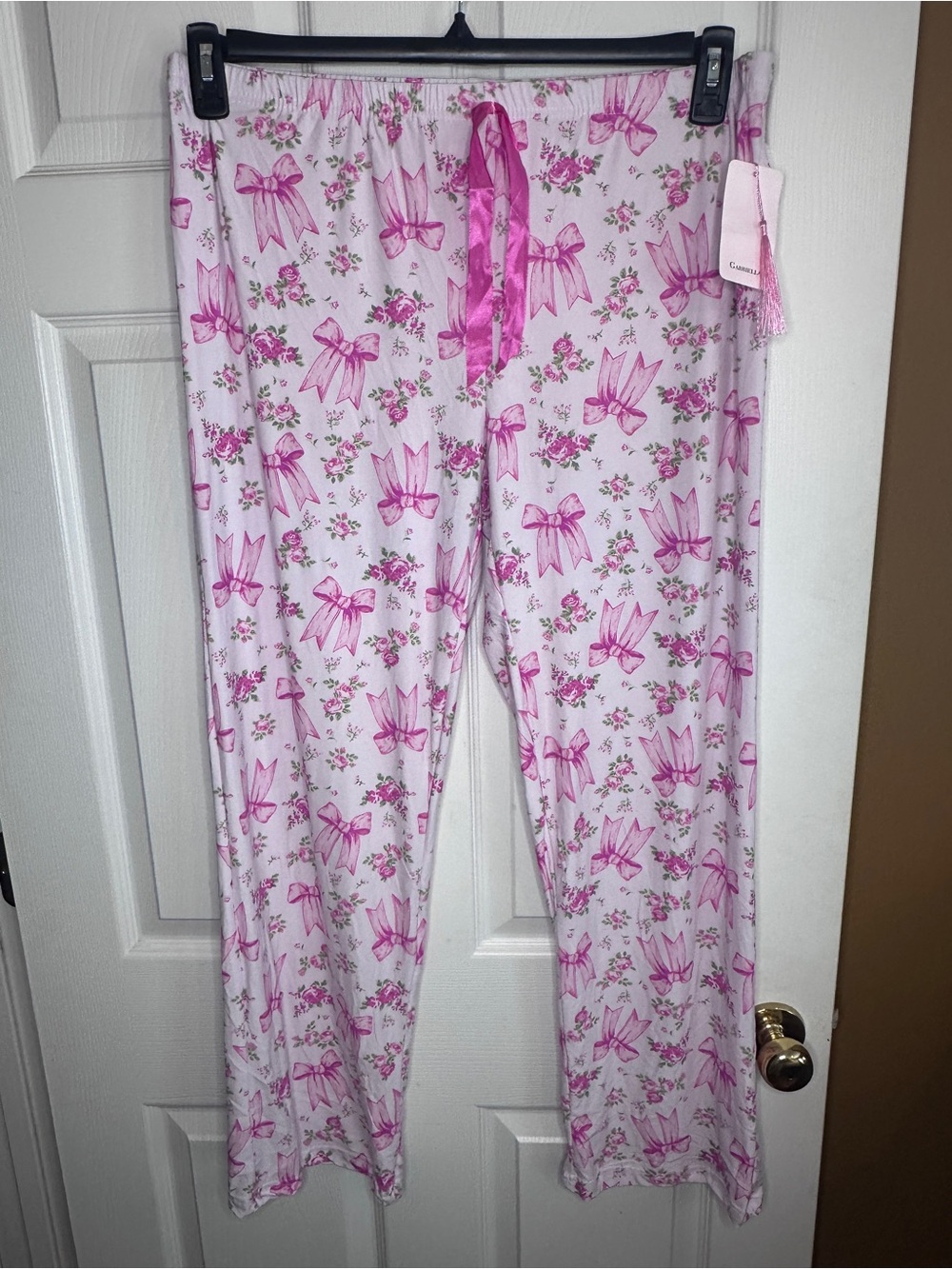 Women’s Pink Bow Print Pajama Pants - Gabriella